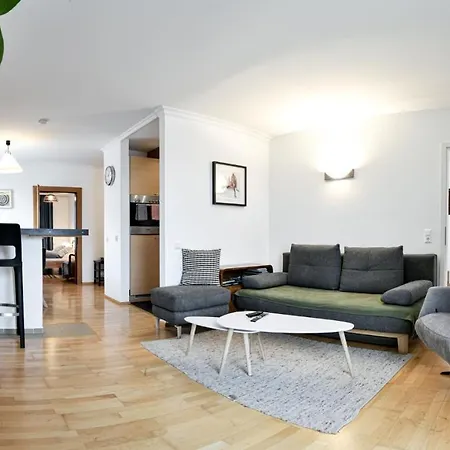 Ferienwohnung In Der Sonnenstadt Lienz Exterior photo