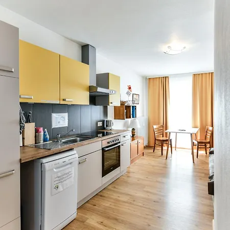 Ferienwohnung In Der Sonnenstadt Lienz Exterior photo
